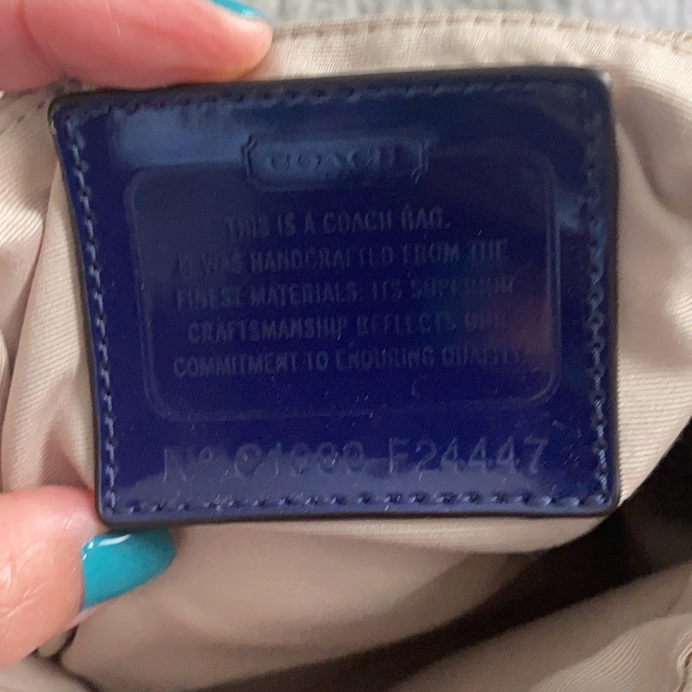 Coach Signature Mini Carryall & Wallet - Picture 9 of 16